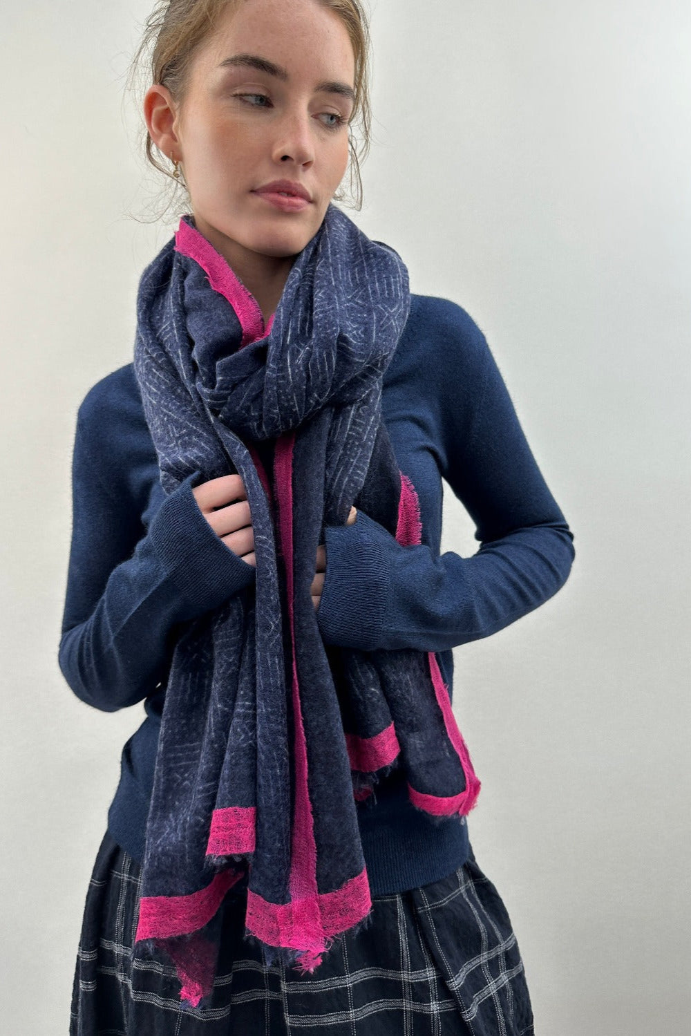 Mud print scarf navy pink trim
