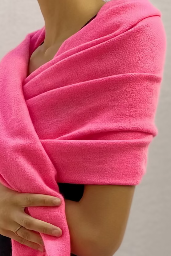 Kitty heavy jacquard scarf in neon pink fuschia