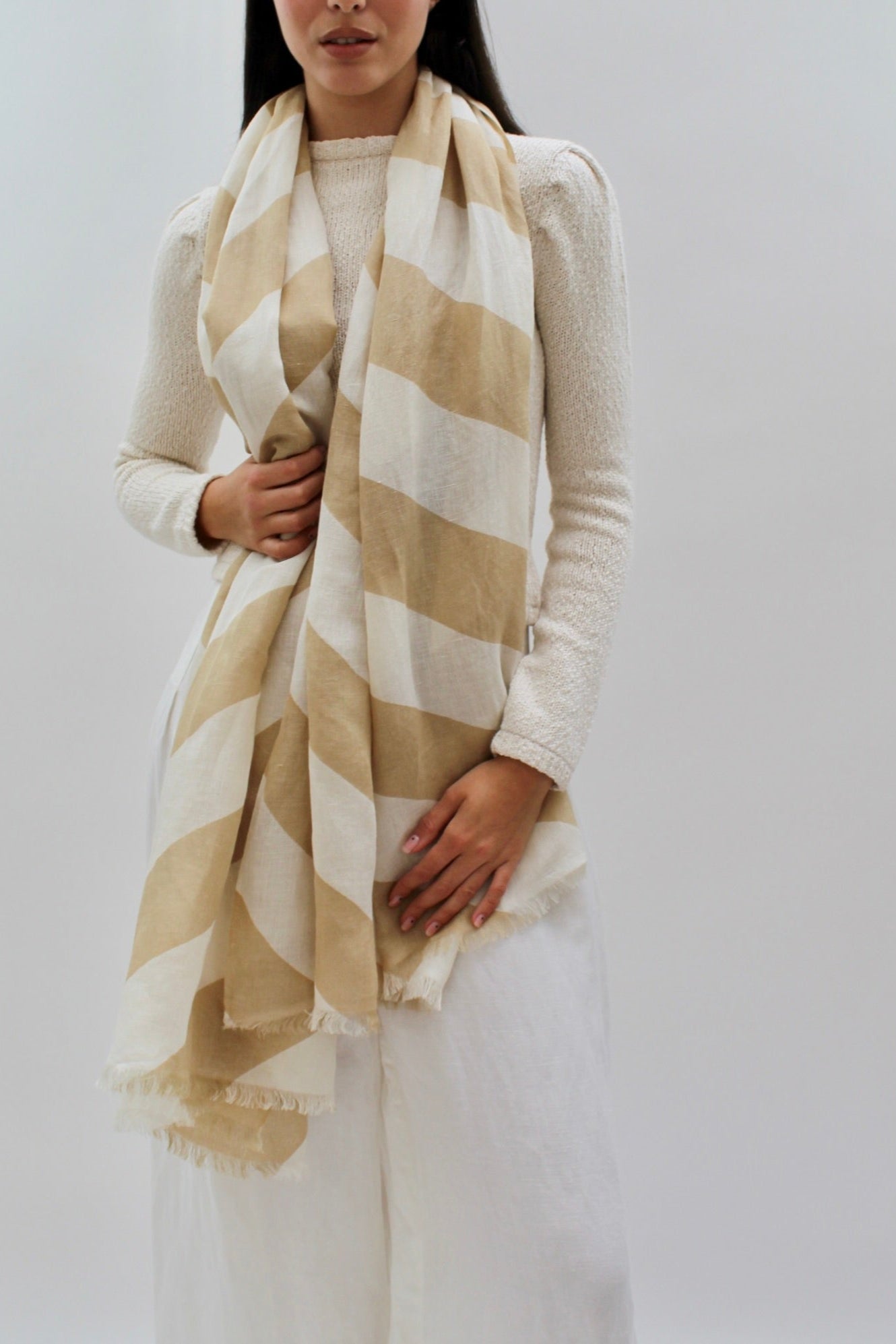 candy stripe beige white