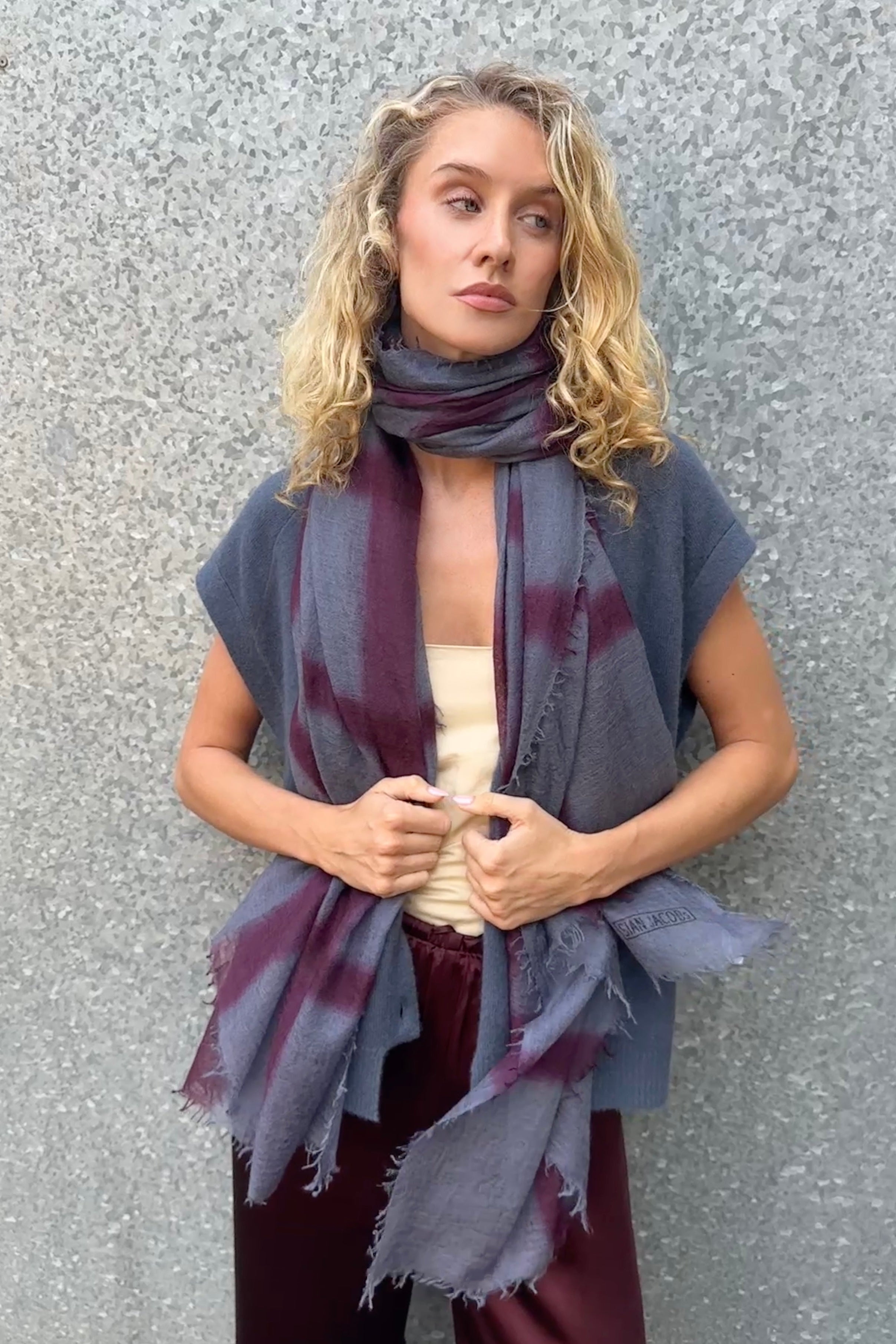 model in Shiborisky scarf cashmere in bluesy blue claret wine