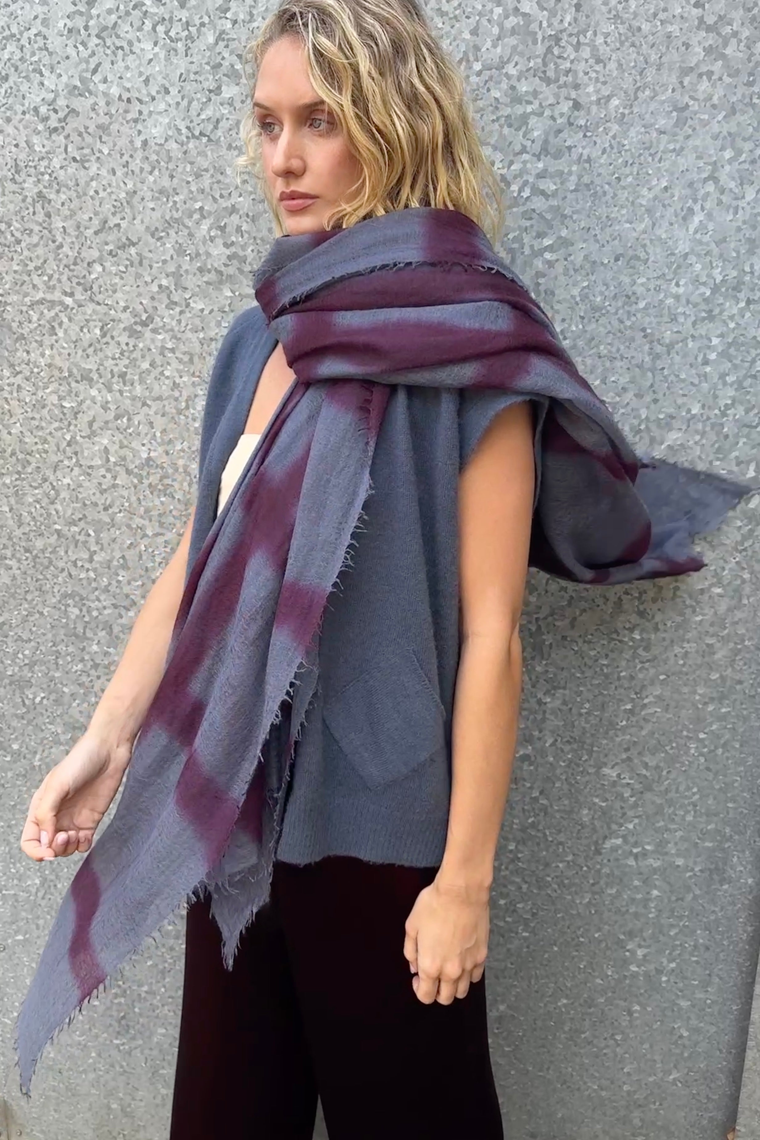 model in Shiborisky scarf cashmere in bluesy blue claret wine side view
