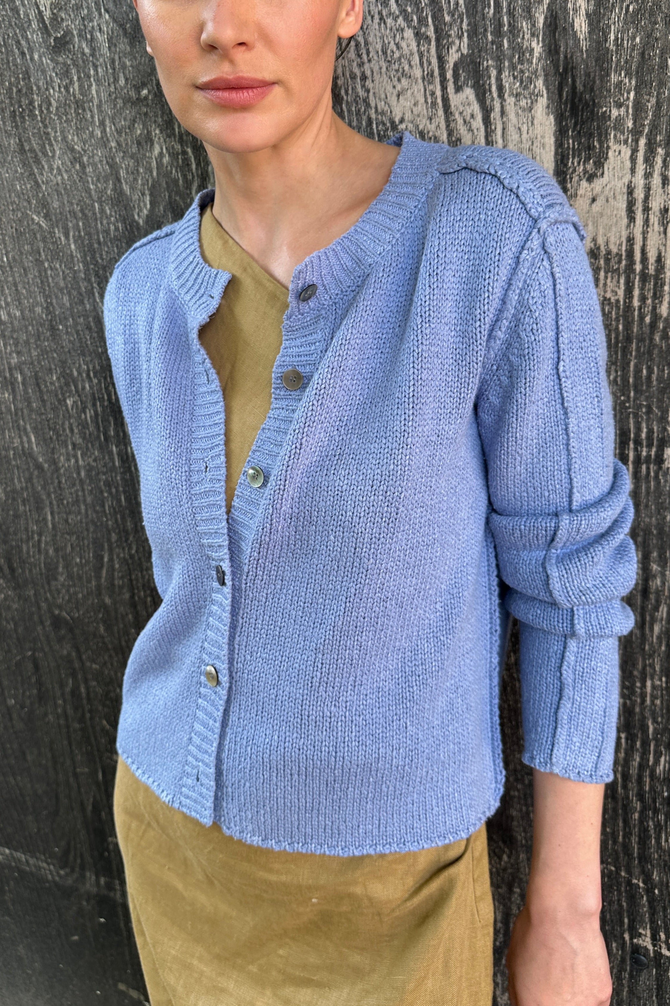 janita avio silk cardi blue