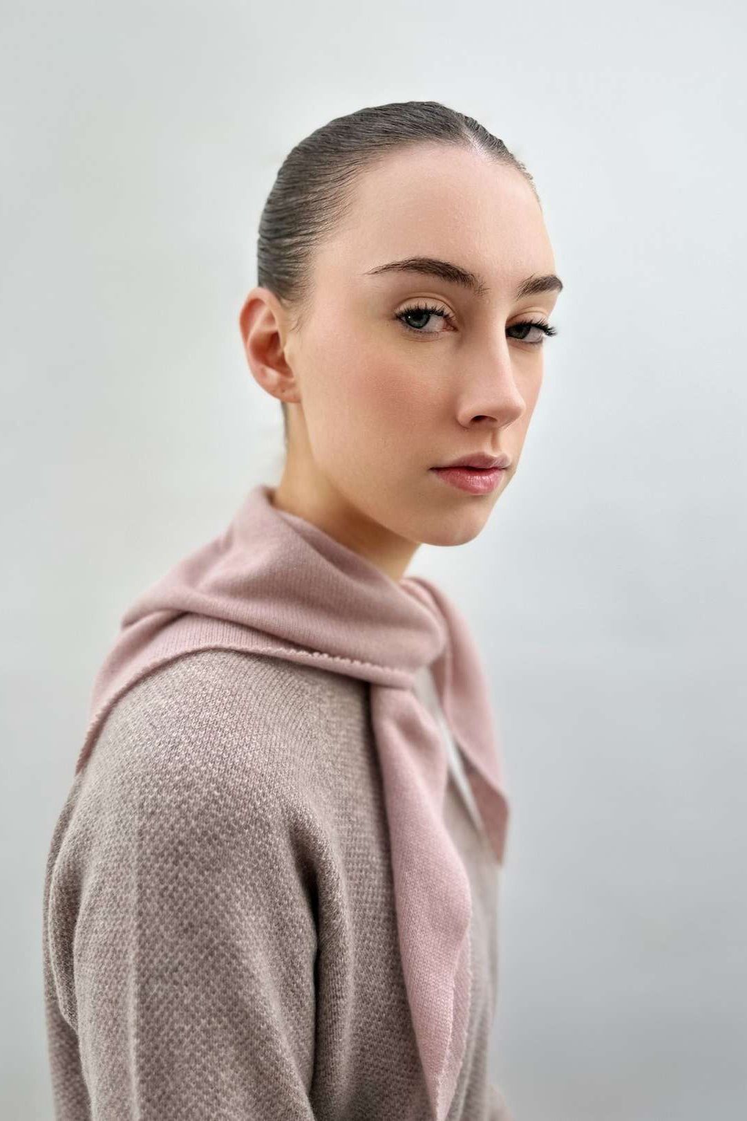 doon fluff pink side view