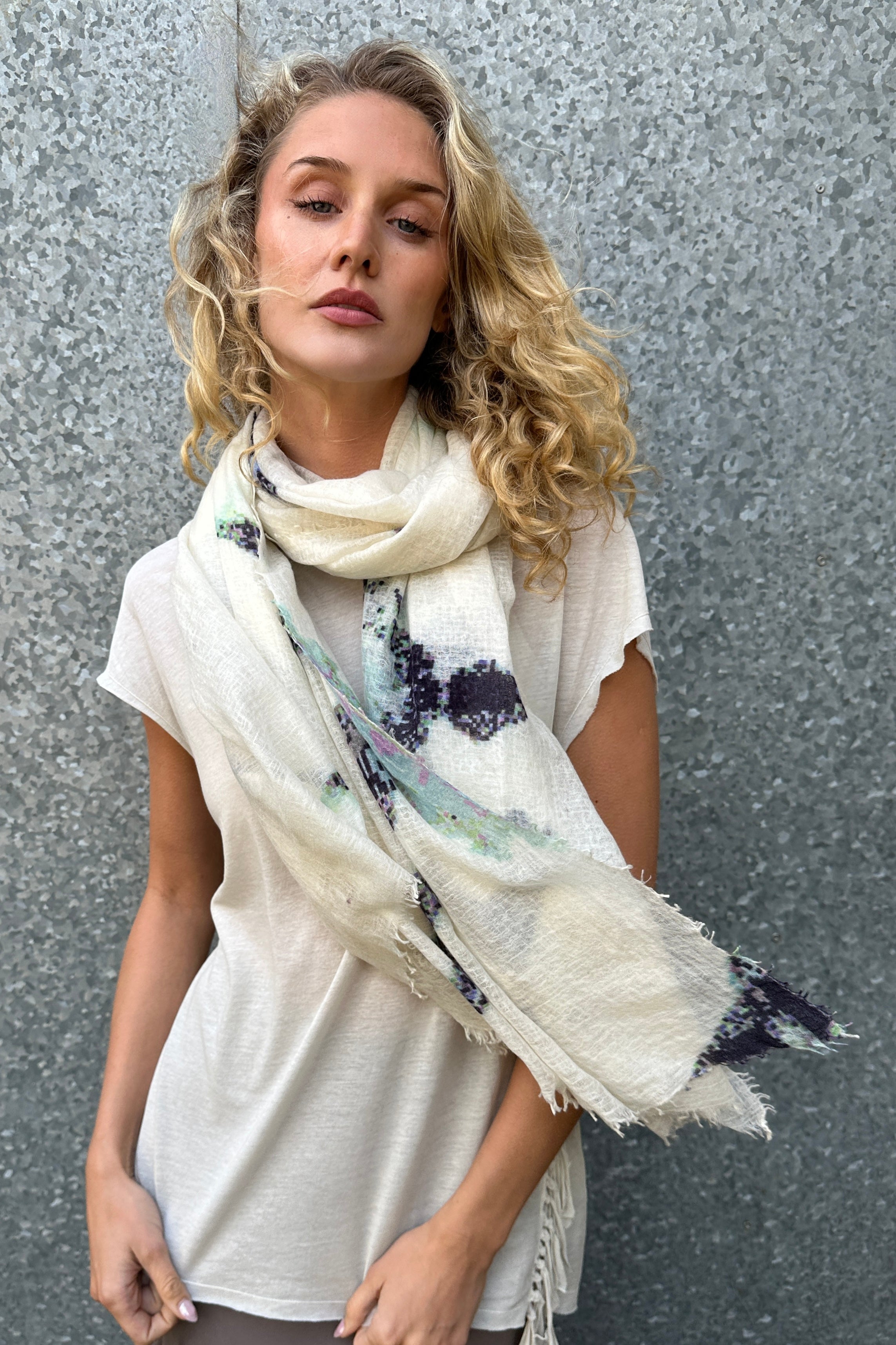 dominga scarf light off white