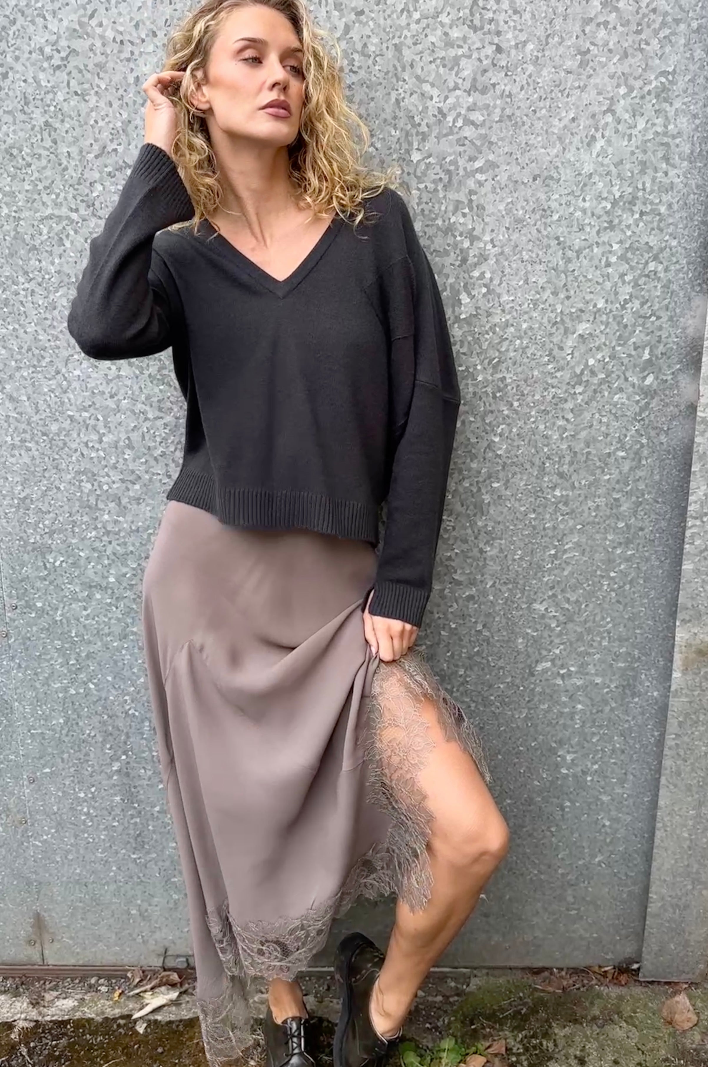 brianna v neck cashmere grey sweater