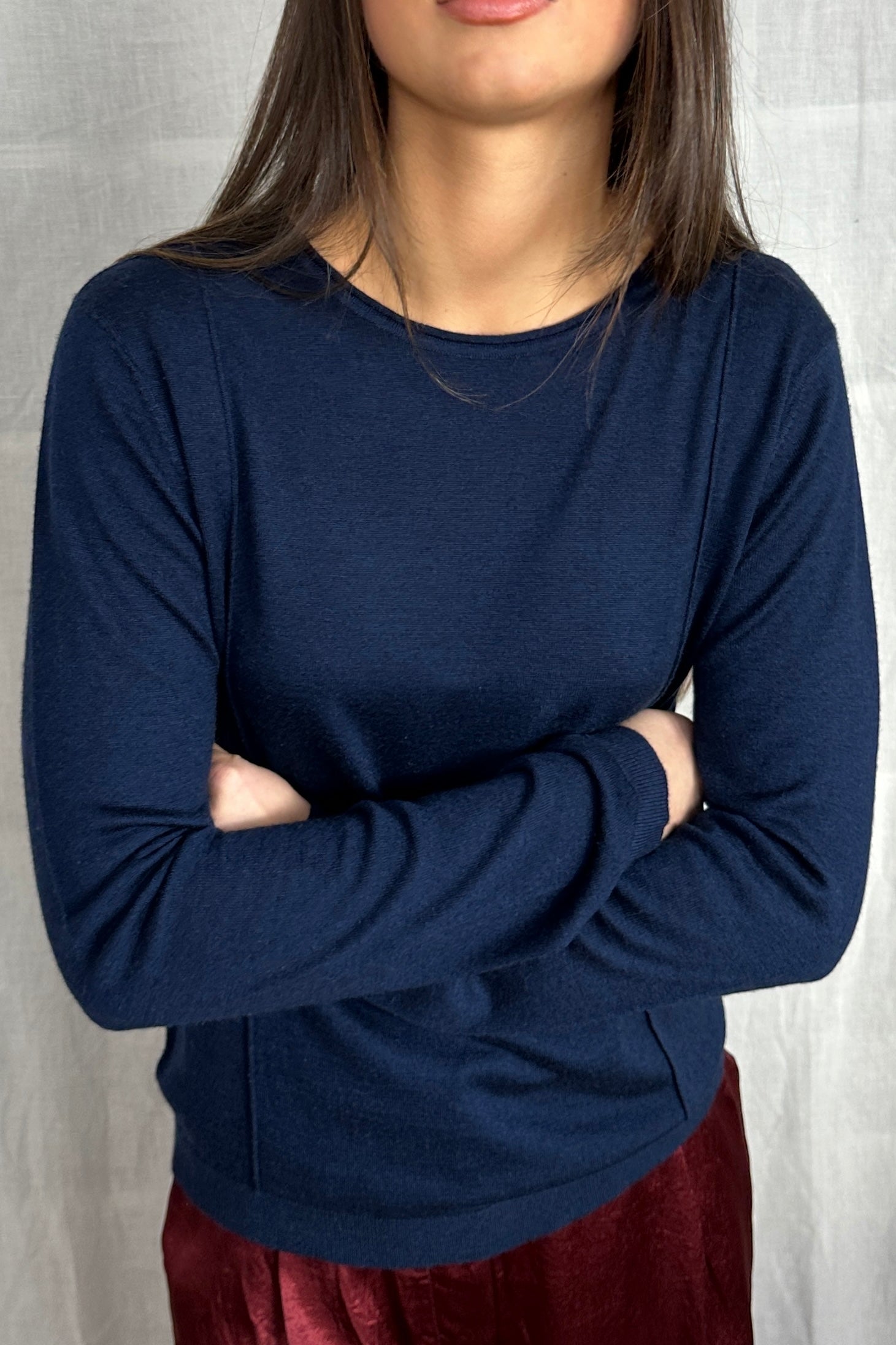 Stina navy round neck cashmere silk top close up 2