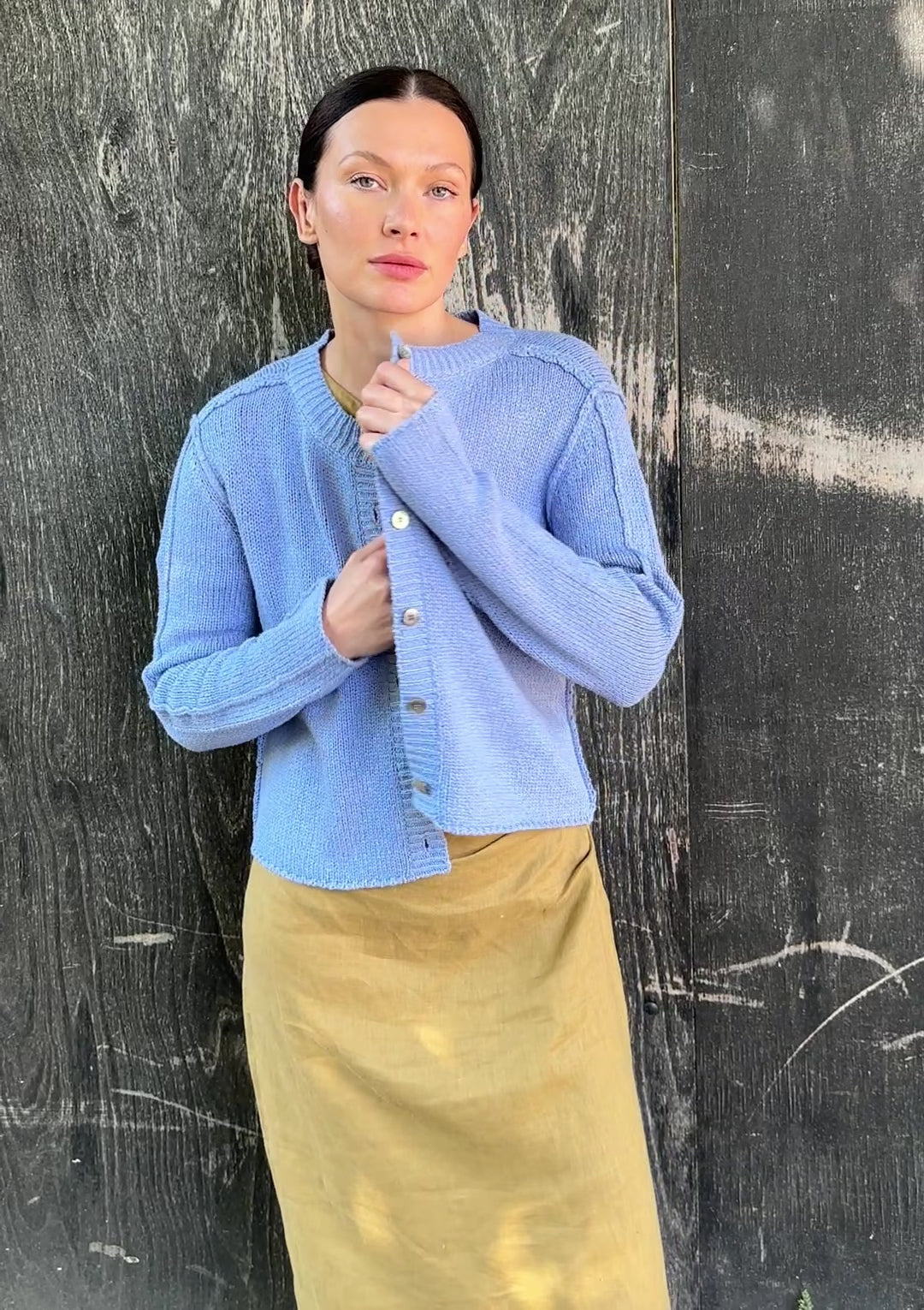janita avio silk cardi blue vide0