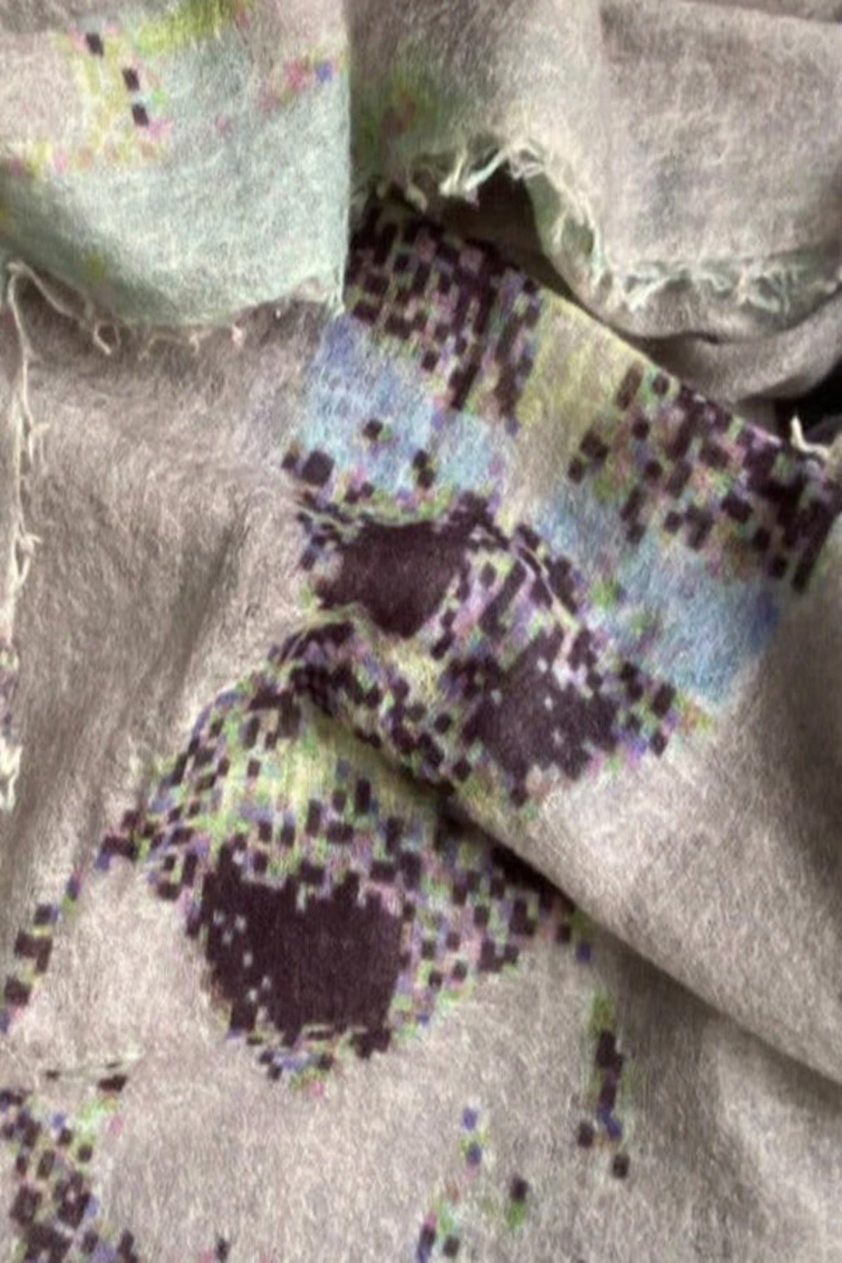 dominga pale swatch