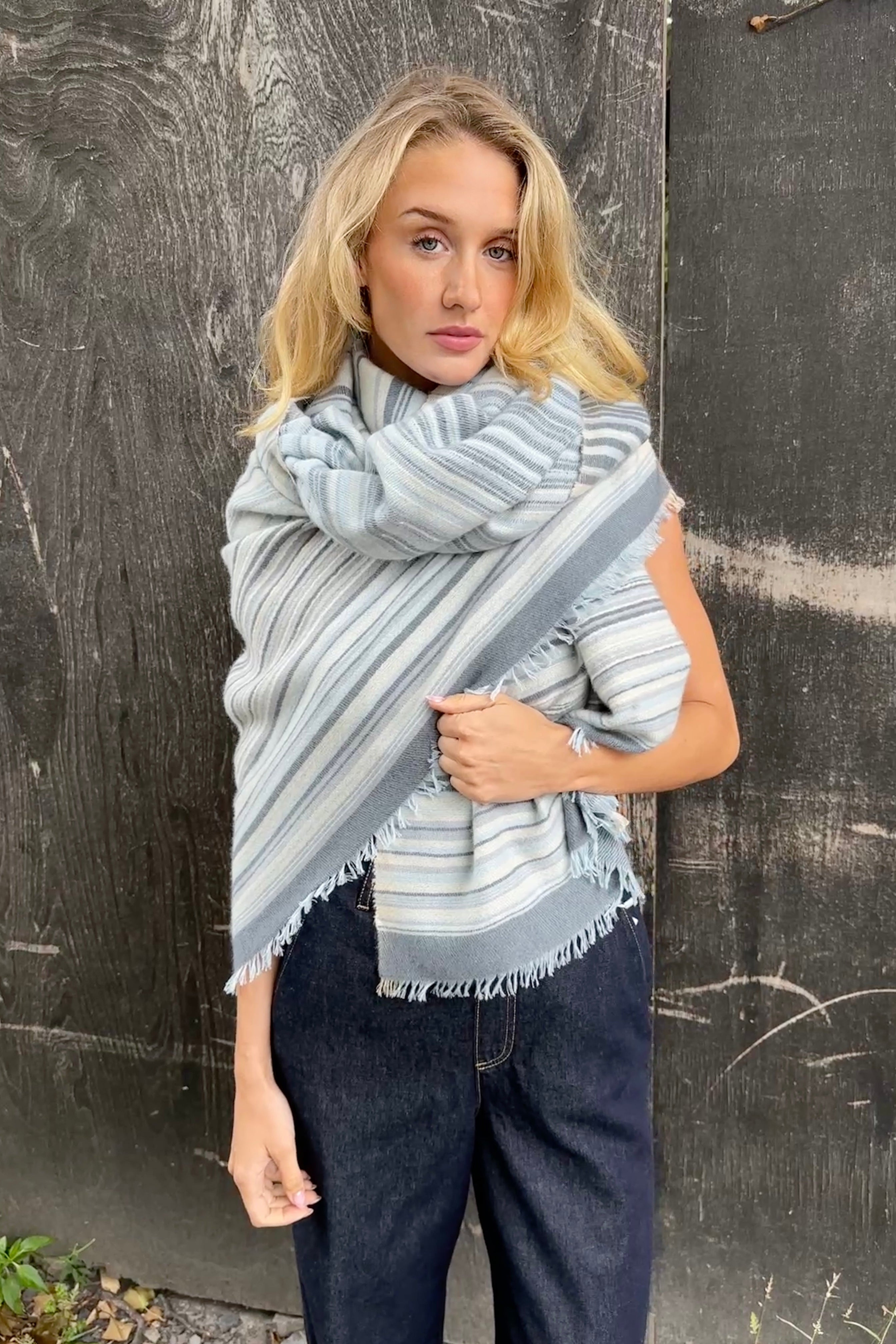Mizzy stripe blues cream scarf