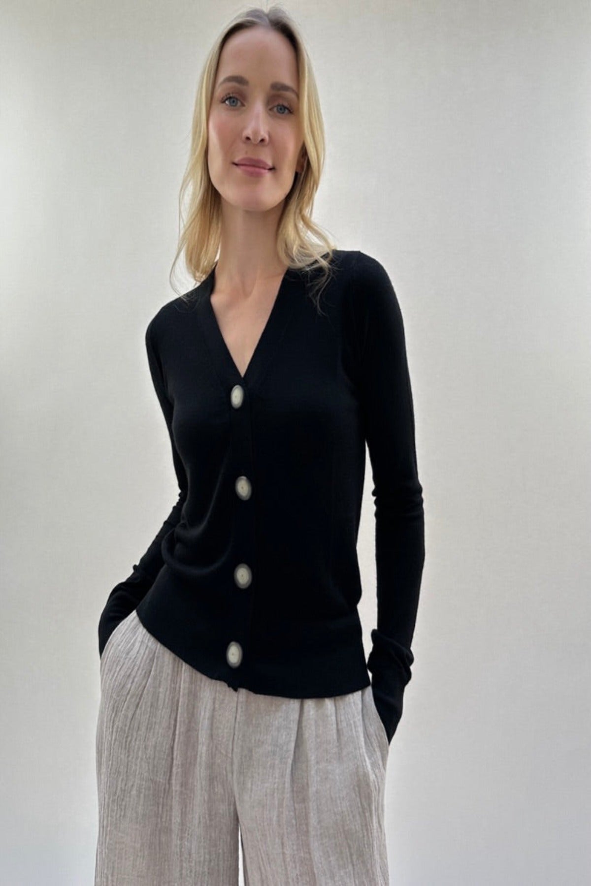 maeser v neck black cardigan