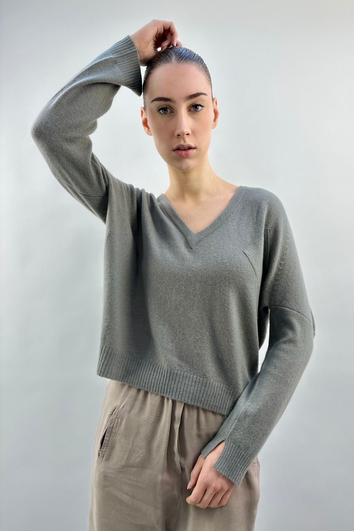 brianna sweater v neck sage green 