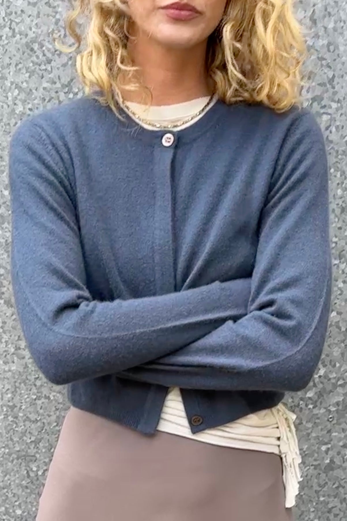 model in  Rox grey blue steel cashmere round neck cardigan  close up
