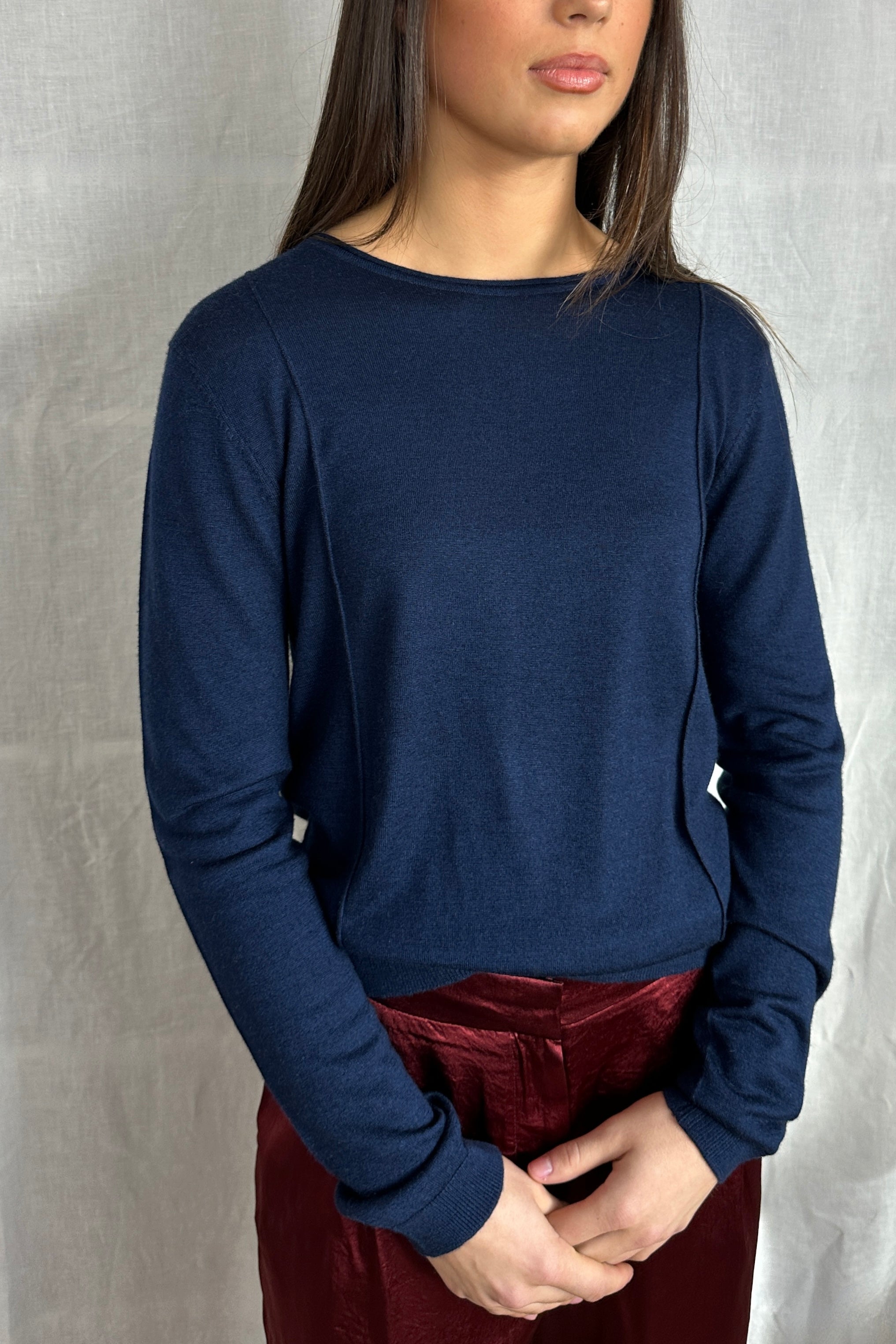 Stina navy round neck cashmere silk  top