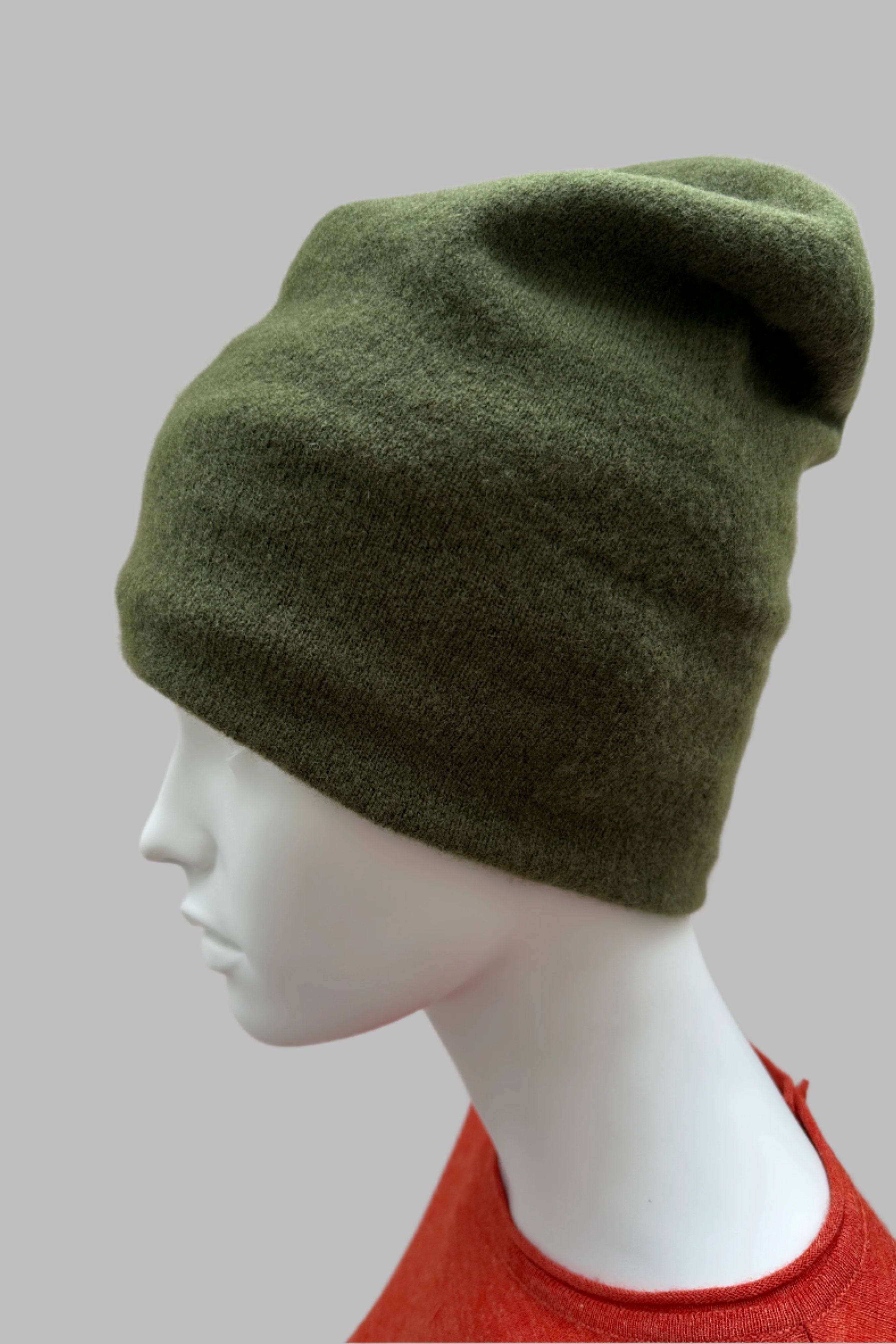 beanie hat Revo dark green side view