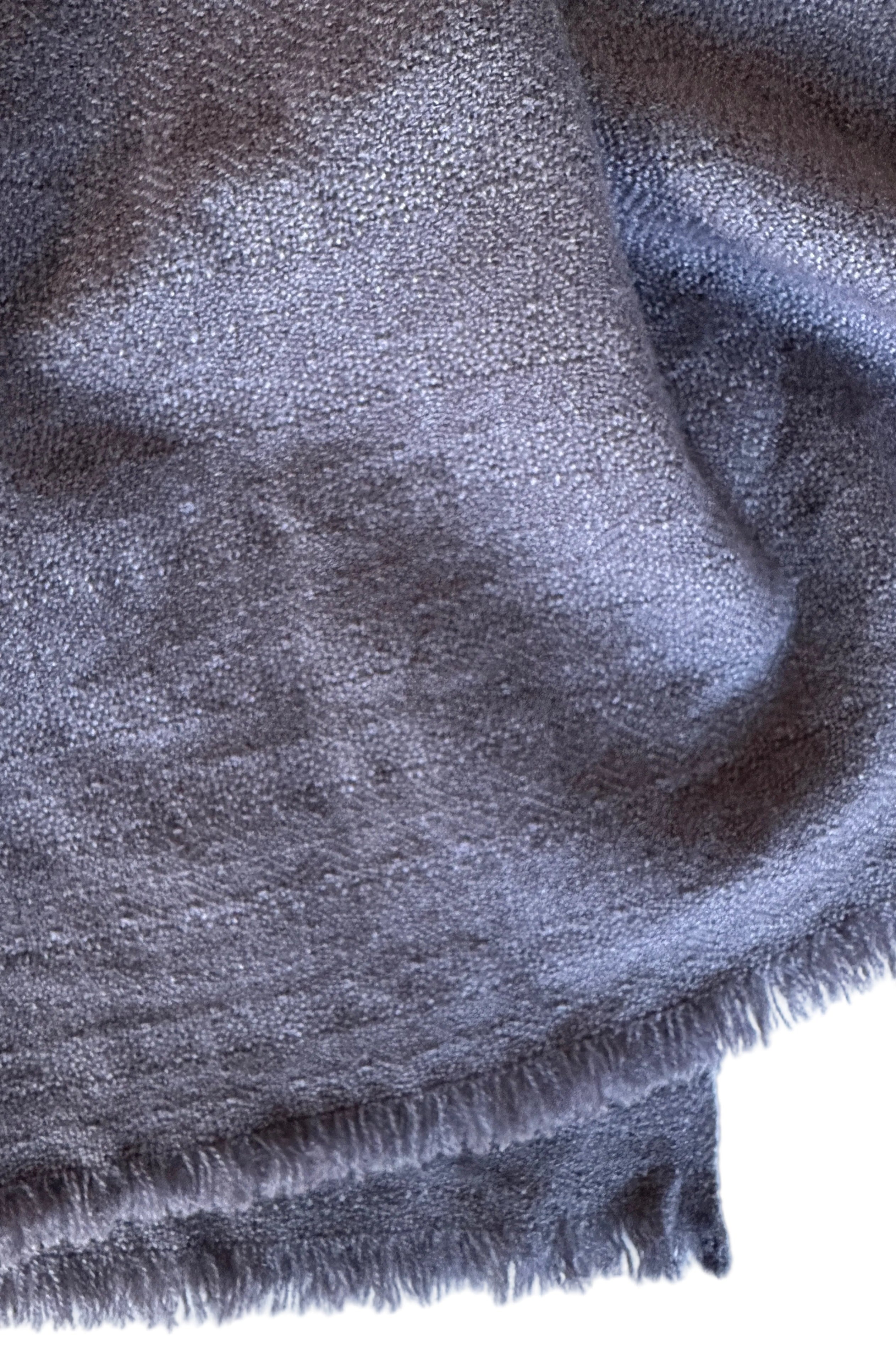 kitty mid weight cashmere scarf  swatch close up purple ash lavender