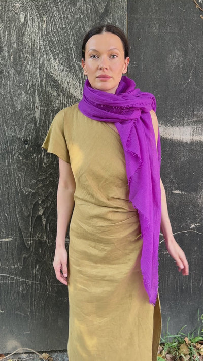 Marmee sari purple cashmere scarf  video