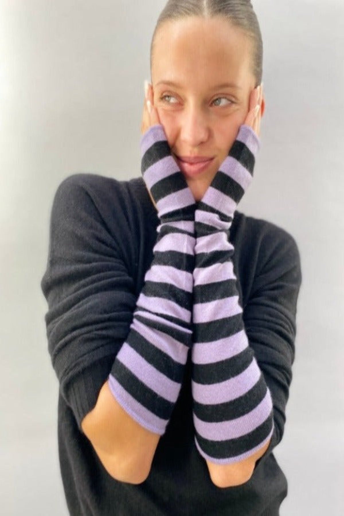 armwarmers lavender black stripe