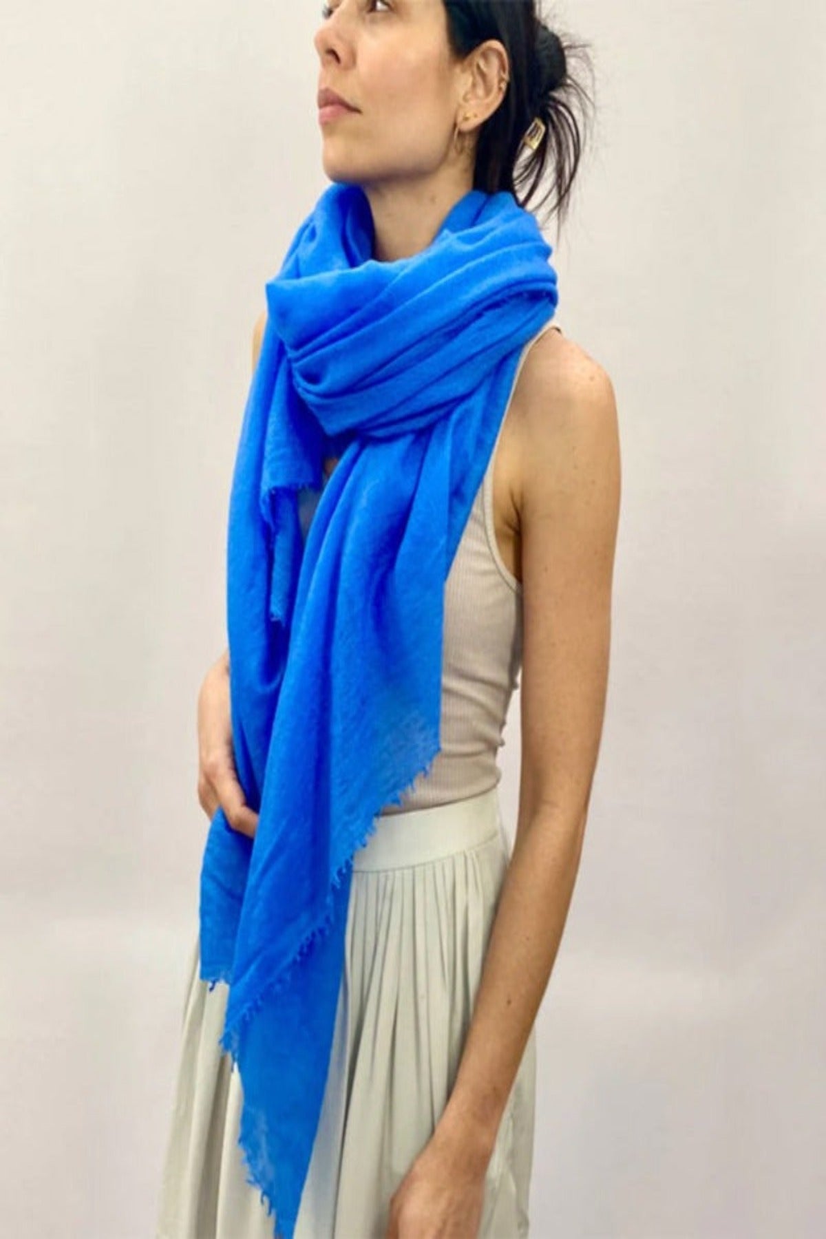 Marmee cornflower blue cashmere scarf side view